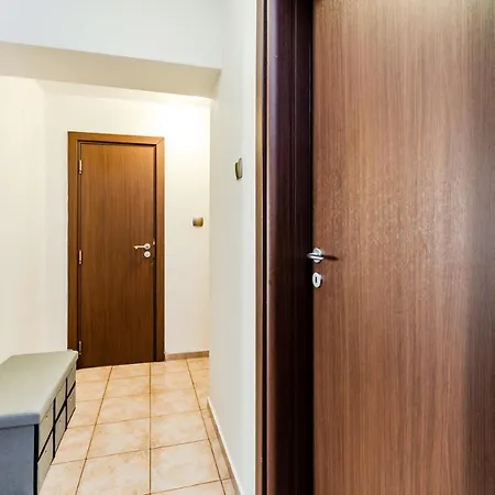 The - Free Parking Aparthotel *